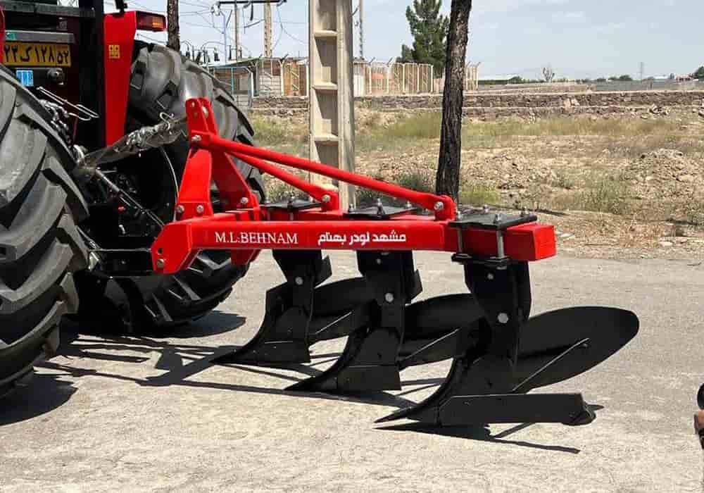 تصویر 3 از گاوآهن خیش با بدنه مقاوم و توان شخم‌زنی پایدار در خاک‌های مختلف